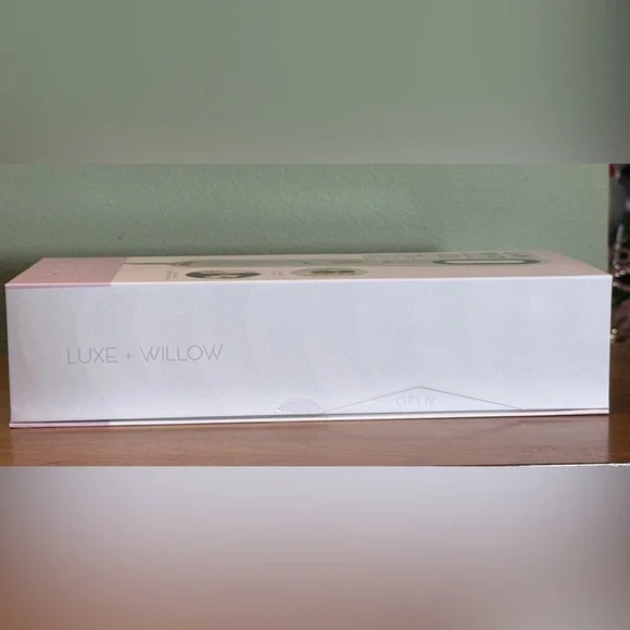 NIB - L+W Bio Opulence Lightweight Hair Dryer - Picture 5 of 16